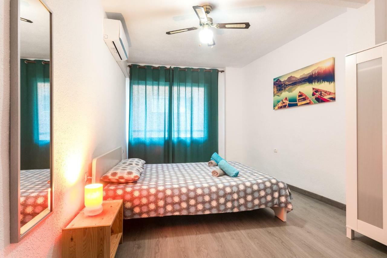 Lovely, New, Bright 3 Mins To Beach Apt 105 Sq Meters アリカンテ エクステリア 写真